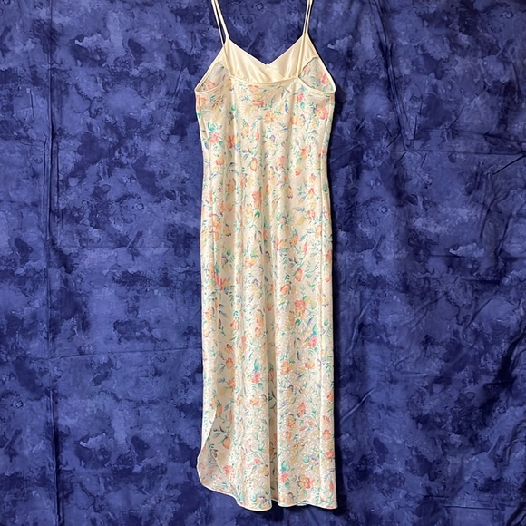RARE Vintage Night Gown L.A. Intimates - Picture 3 of 10